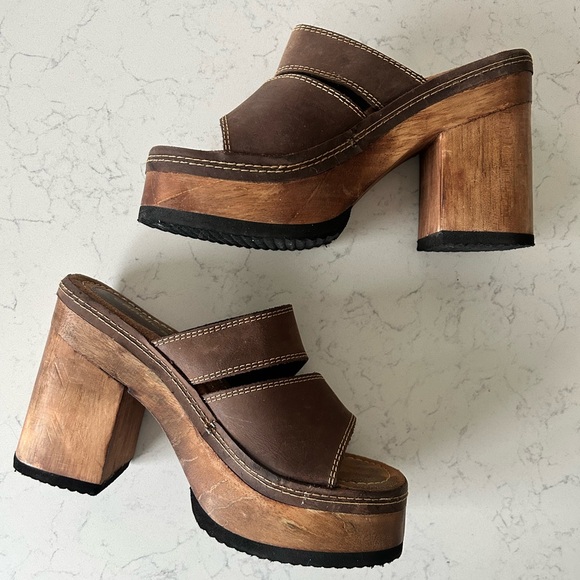 Vintage Y2K Candie’s Leather Platform Chunky Wooden Heel Sandals - Picture 3 of 13